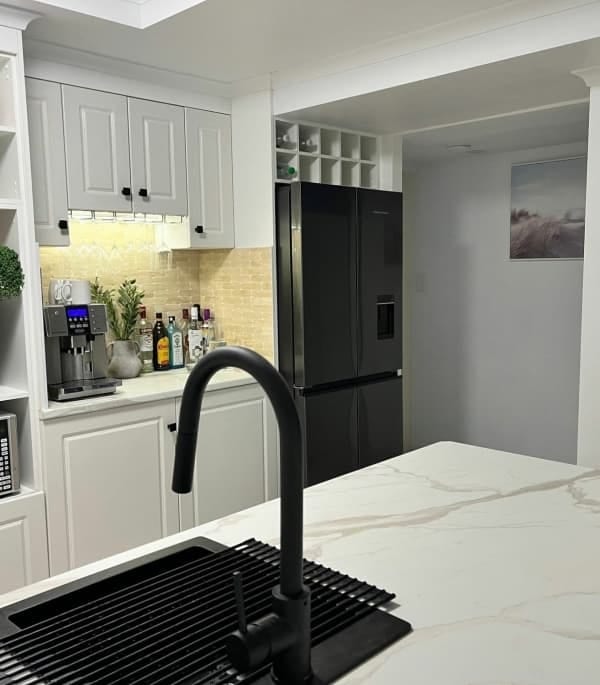 Apartments with a Kitchen Maroochydore